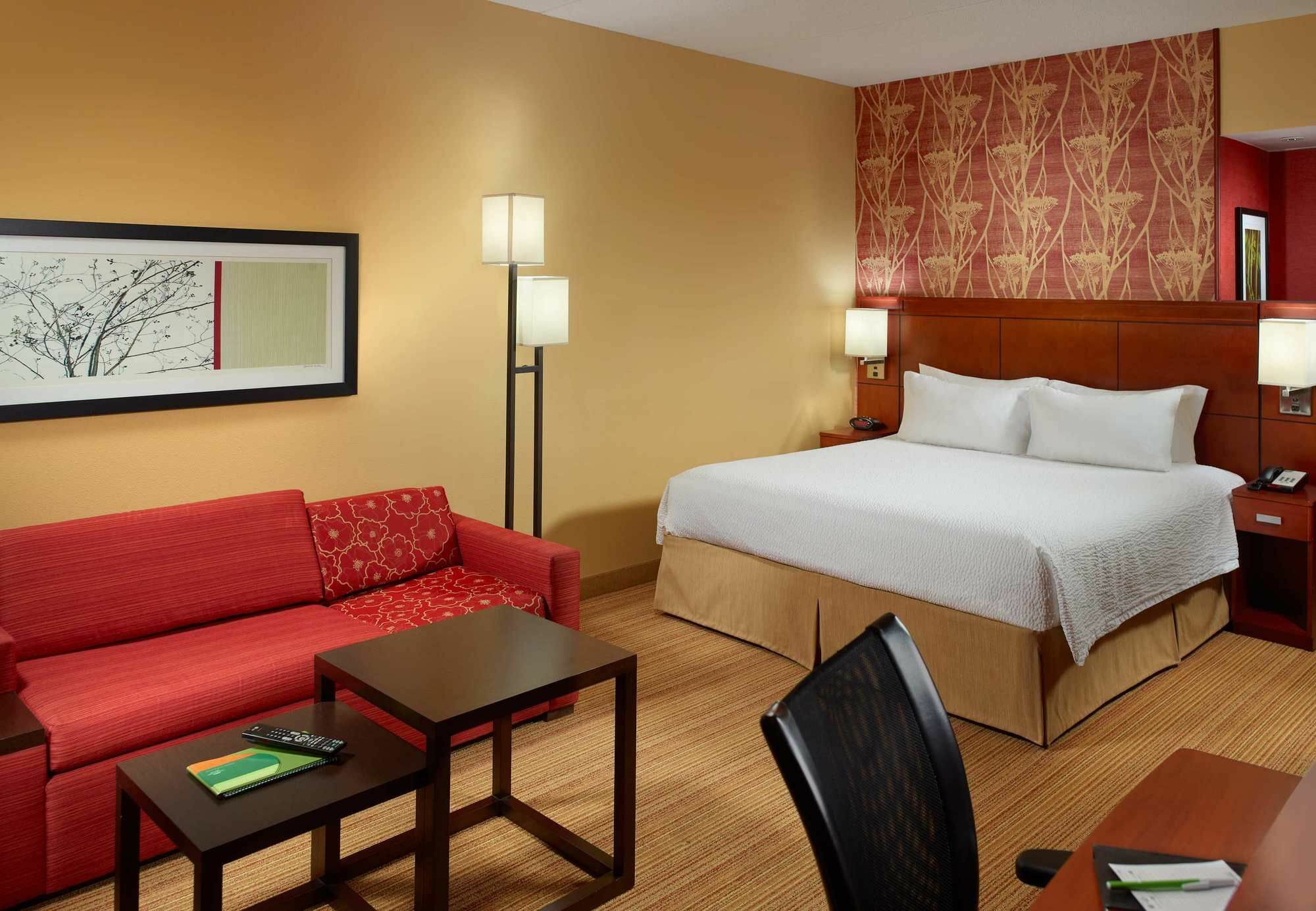 Courtyard By Marriott Кларксвил Екстериор снимка